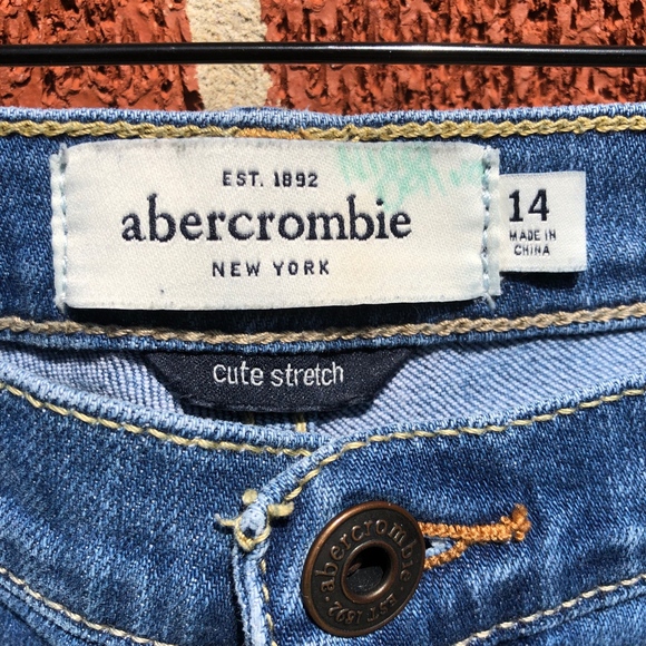 Buy 2 Get 1 Free: Abercrombie Jeans - Picture 2 of 2